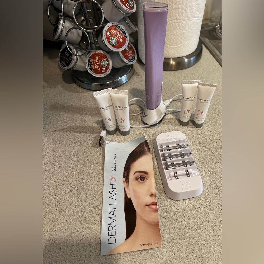 Dermaflash One Dermaplaning Device